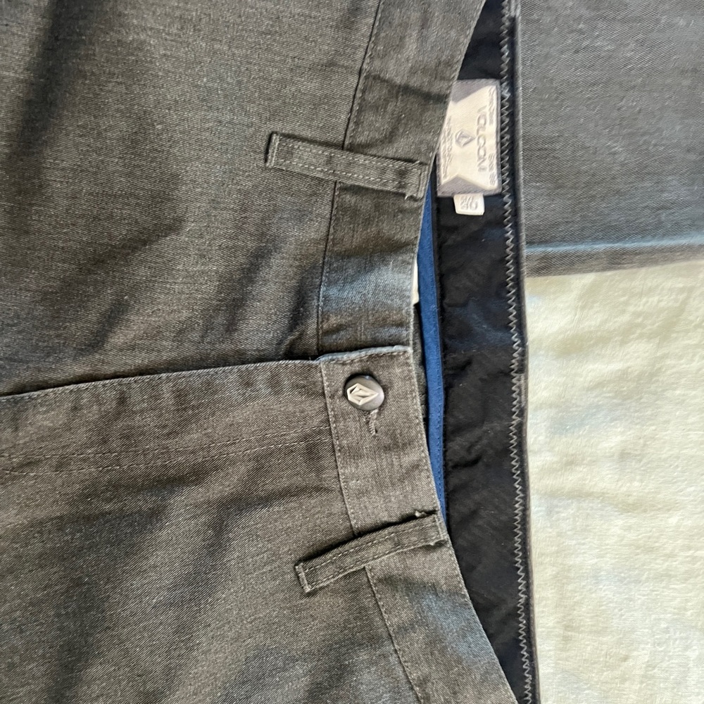 Volcom Men’s Pants Size 30